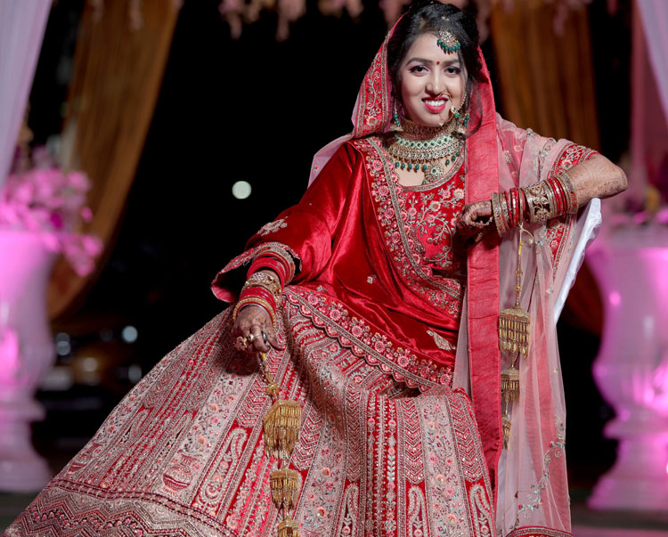 Candid Photography by Apna Digital Zone